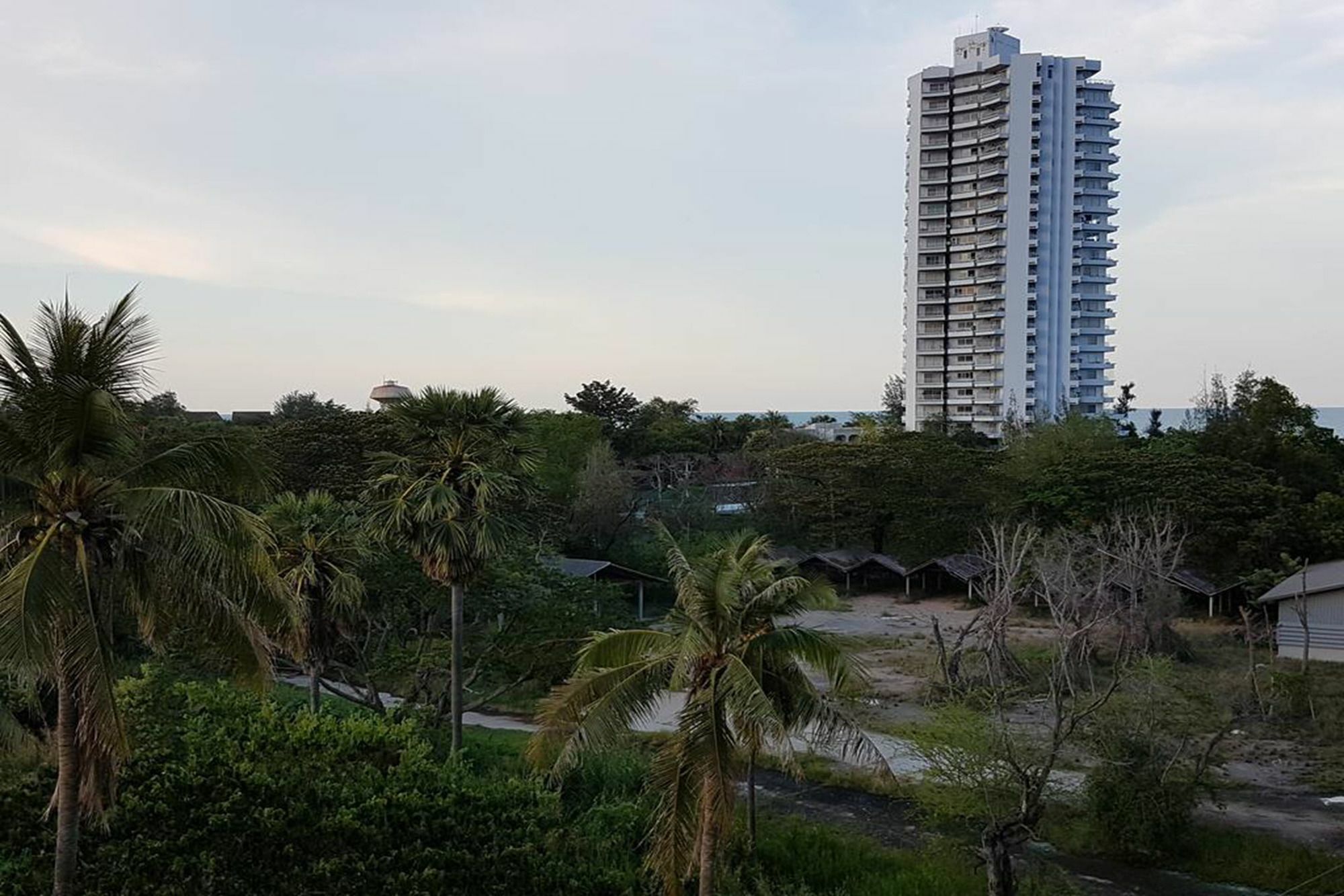 Rain Chaam Hua Hin By Good View Apartment Cha-Am Bagian luar foto